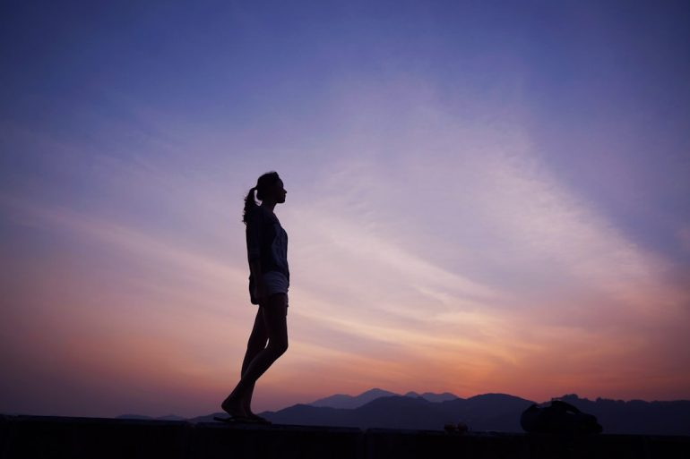 Photo Meditating person